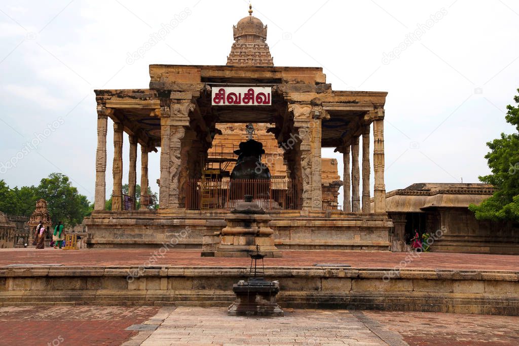 Nandi mandapa, Brihadisvara Temple, Tanjore, Tamil Nadu, India View from East