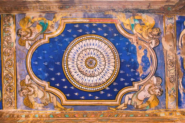 Resim sergisi tavan Nandi Mandapa, Brihadisvara Tapınağı, Tanjore, Tamil Nadu Hindistan 