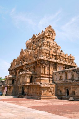 Rajarajan Tiruvasal, üçüncü Brihadisvara Tapınağı, Tanjore, Tamil Nadu Hindistan gopura, giriş