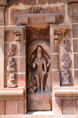Vishnuanugraha-murti, niş Güney duvarda Brihadisvara Tapınağı, Tanjore, Tamil Nadu, Hindistan