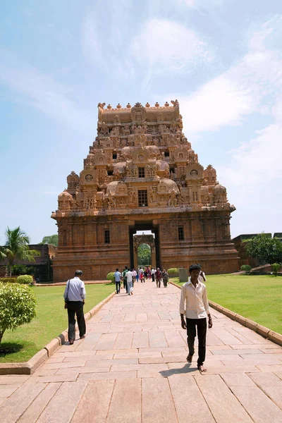 Keralantakan Tiruvasal, ikinci gopura, Brihadisvara Tapınağı, Tanjore, Tamil Nadu, Batı Hindistan görünümünden giriş