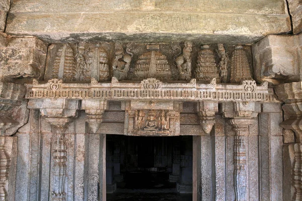 Mukhapatti Puerta Entrada Adinatha Basadi Basadi Basadi Halli Karnataka India —  Fotos de Stock