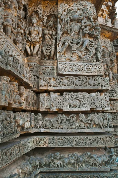 Reliefs Décorés Représentant Des Divinités Hindoues Côté Ouest Temple Hoysaleshwara — Photo