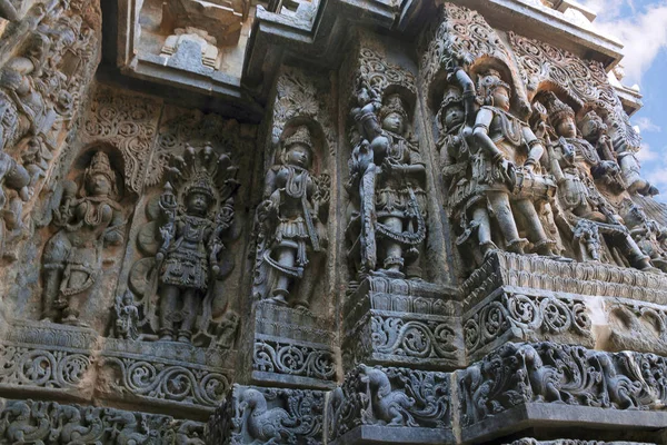 Utsmyckade Vägg Panel Reliefer Föreställande Hinduiska Gudar Västsidan Hoysaleshwara Templet — Stockfoto