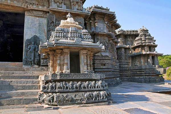 Petites Tours Murs Entrée Nord Temple Hoysaleshvara Halebid Karnataka Inde — Photo