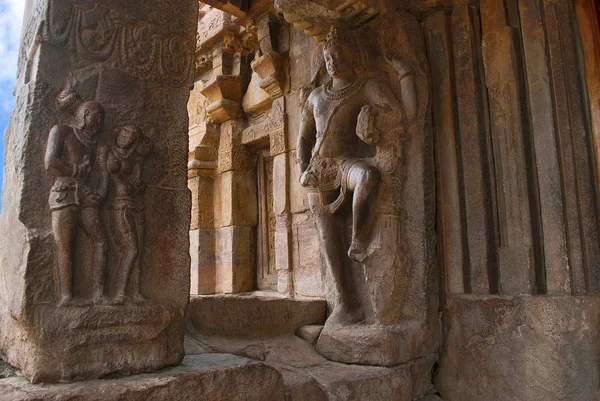 Mithuna Çift Dampati Dvarapala Kuzey Mukha Mandapa Mallikarjuna Tapınağı Pattadakal — Stok fotoğraf