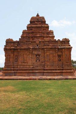 Sangamesvara Tapınağı, Vijesvara, Pattadakal tapınak kompleksi, Pattadakal, arka görünümünden Karnataka, Hindistan