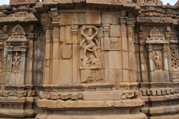 Koshthas 在南部犬 Mandapa 描绘湿婆 Mallikarjuna Pattadakal 寺庙复合体 Pattadakal 卡纳塔 印度的数字 — 图库照片