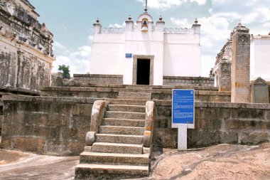 Terina Basadi, Chandragiri hill, Sravanabelgola, Karnataka Hindistan önden görünümü
