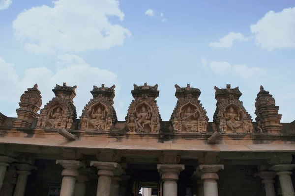 Второй Этаж Храма Неминатха Чавундарая Басади Холм Чандрагири Сраванабелгола Карнатака — стоковое фото