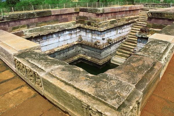 Estanque Frente Templo Hucchimalli Gudi Mad Malli Aihole Bagalkot Karnataka — Foto de Stock