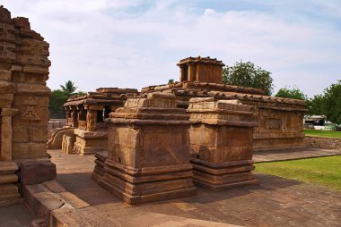 Galaganatha grup tapınaklar, Aihole, Bagalkot, Karnataka, Hindistan görünümünden Suryanarayana Tapınak