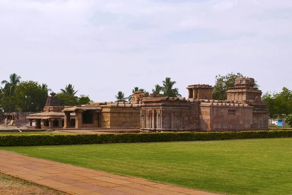 Tapınak Aihole Bagalkot Karnataka Hindistan Galaganatha Grubu Sağdan Suryanarayana Tapınağı — Stok fotoğraf