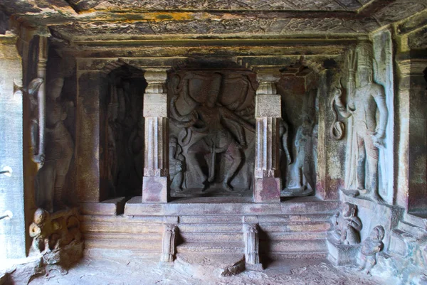 シヴァ神のダンス Ravanaphadi ロック カット Aihole 寺バガルコート カルナタカ州インド — ストック写真