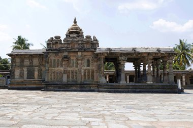 Chennakeshava Tapınağı Kuzey batıda yer alan Ranganayaki, Andal, tapınak. Belur, Karnataka, Hindistan. Görünüm Güney.