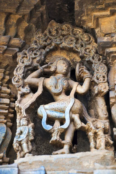 Figura Tallada Sundari Hermosa Dama Mirando Espejo Templo Chennakeshava Belur — Foto de Stock