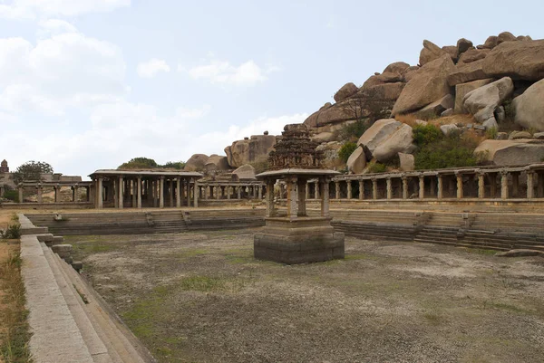 Pushkarini Nær Krishna Bazaar Hampi Karnataka India Sacred Center – stockfoto