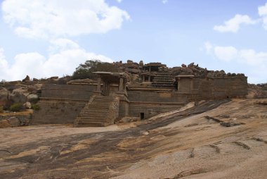 Narasimha Tapınağı. Hampi, Karnataka, Hindistan. Aynı zamanda bazen Jain Tapınağı adlandırılır