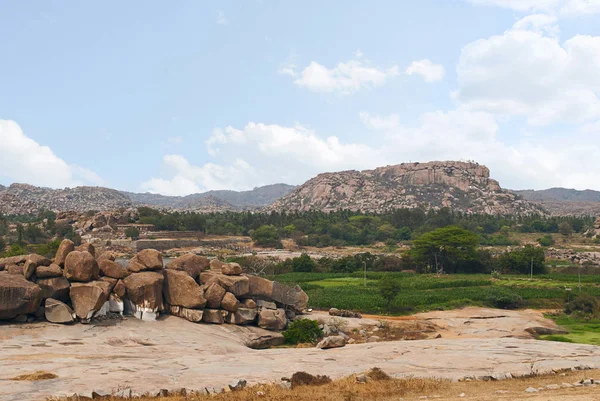 Vista Desde Puerta Dos Pisos Matanga Hill Izquierda Gopuram Virupaksha —  Fotos de Stock