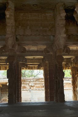 İç görünüm. Kalyana Mandapa, Vitthala tapınak kompleksi, Hampi İstanbul Türkiye