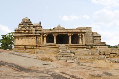 Shiva Tapınağı, Hemakuta tepe, Hampi, Karnataka Hindistan kutsal Merkezi