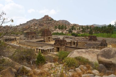 Ariel Achyuta Raya karmaşık tapınak Matanga Tepesi'nden görünümünü. Hampi, Karnataka, Hindistan. Kutsal Merkezi.
