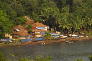 Balıkçılar Konkan Köyü, Maharashtra havadan görünümü