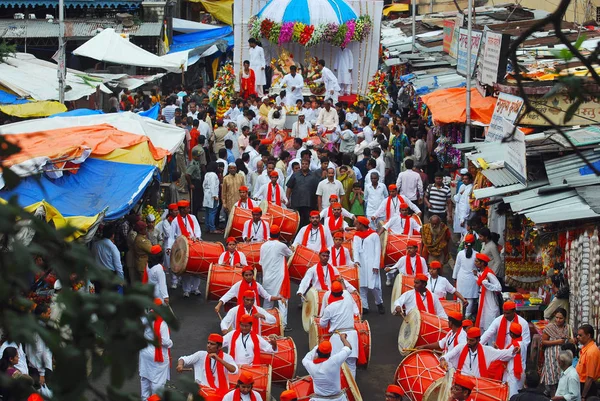 Pune India August 2011 People Dhol Tasha Pathak Ganesh Procession — Stock Photo, Image
