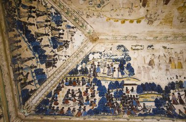 Mitolojik resimler tavanda. Maharaja Parikshat Chhatri. Datia. Madhya Pradesh. Hindistan