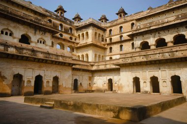 Raj Mahal iç görünümü. Orchha Palace Fort karmaşık. Orchha. Madhya Pradesh. Hindistan