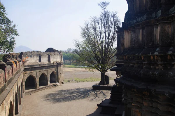 Vista Dakshin Kashi Mandir Mahuli Sangam Satara Maharashtra Índia — Fotografia de Stock