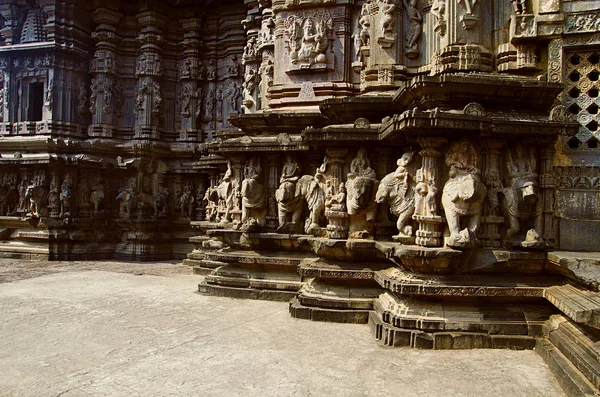 Widok Zewnętrzny Rzeźbione Świątyni Kopeshwar Khidrapur Maharashtra Indie — Zdjęcie stockowe