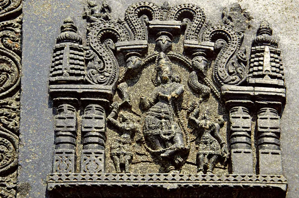 Figura scolpita, Complesso del tempio, Fortezza di Warangal, Warangal, Telangana — Foto Stock