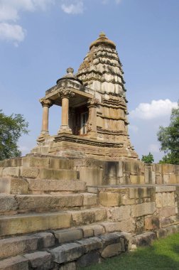 Titreme tapınak, cephe - Shiva Tapınağı, Batı grubu, Khajuraho, Madhya Pradesh, Hindistan, Unesco Dünya Mirası