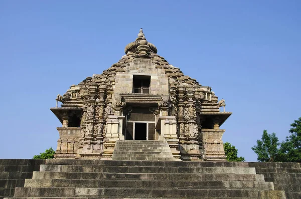 Vamana Temple Fachada Vista Frente Grupo Oriental Khajuraho Madhya Pradesh — Fotografia de Stock