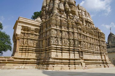Parsvanath Tapınağı, cephe - Güney görünümü, Doğu Grubu, Khajuraho, Madhya Pradesh, Hindistan, UNESCO Dünya Miras Listesi