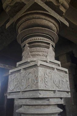 Oyma ayağı, Palasdeo Tapınağı, Ujani Barajı yakınlarında, Maharashtra India