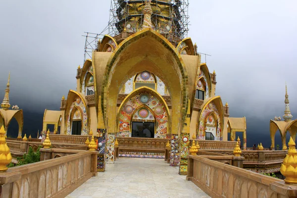 Edifício Templo Principal Pha Sorn Kaew Renovação Forma Flor Lótus — Fotografia de Stock