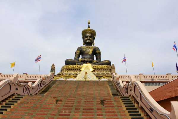 Phra Buddha Maha Dhammraja Изображение Отлито Бронзы Весит Тонн Phetchabun — стоковое фото