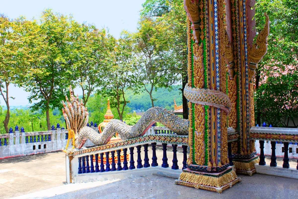 Pillars Dragon Railings Colorful Made Mosaic Tiles Tiny Mirrors Colors — Stock Photo, Image