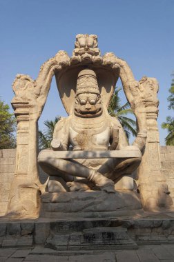 Lakshmi Narasimha heykeli, Hampi, Karnataka, Hindistan