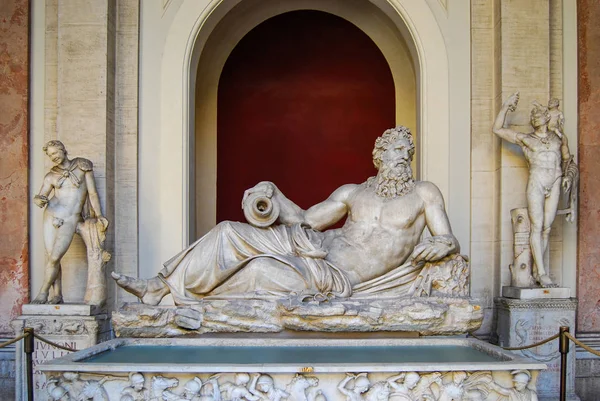 Vasca da bagno degli imperatori al Museo Vaticano, Città del Vaticano, Italia . — Foto Stock