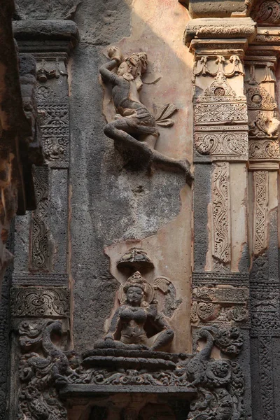 Sten carving, Krister tempel, Cave 16, Ellora grottor, Aurangabad, Maharashtra. — Stockfoto