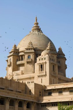 Umaid Bhawan Sarayı, dünyanın en büyük özel konutlarından biri olan Jodhpur, Rajasthan, Hindistan.