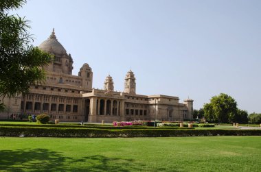 Umaid Bhawan Sarayı, dünyanın en büyük özel konutlarından biri olan Jodhpur, Rajasthan, Hindistan.