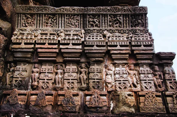 Carving detaljer, Gondeshwar Temple, Sinnar, nära Nashik, Maharashtra, Indien. — Stockfoto