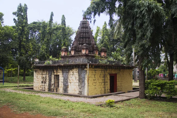 Starý Lord Shiva nebo chrám Mahadev, Kolhapur, Maharashtra. — Stock fotografie