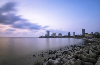 Worli deniz yüzü, Mumbai, Maharashtra, Hindistan