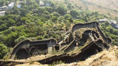 Aşağı Lohagad Fort Surları, Pune bölgesi, Maharashtra, Hindistan