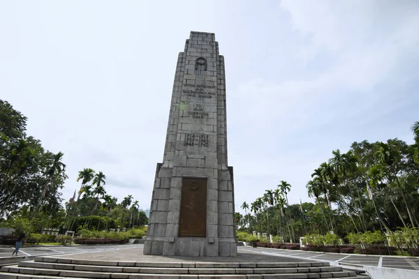 Cenotafio cerca del Monumento Nacional, Kuala Lumpur, Malasia — Foto de Stock